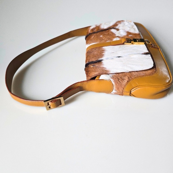 Gucci Jackie Cow Print Small Flap - Picture 5 of 16